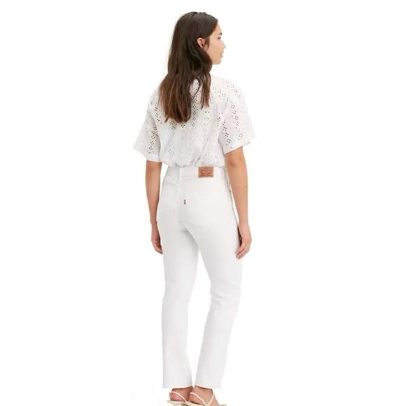 Levi’s Classic Straight Women’s White Twill Jeans - Picture 3 of 9